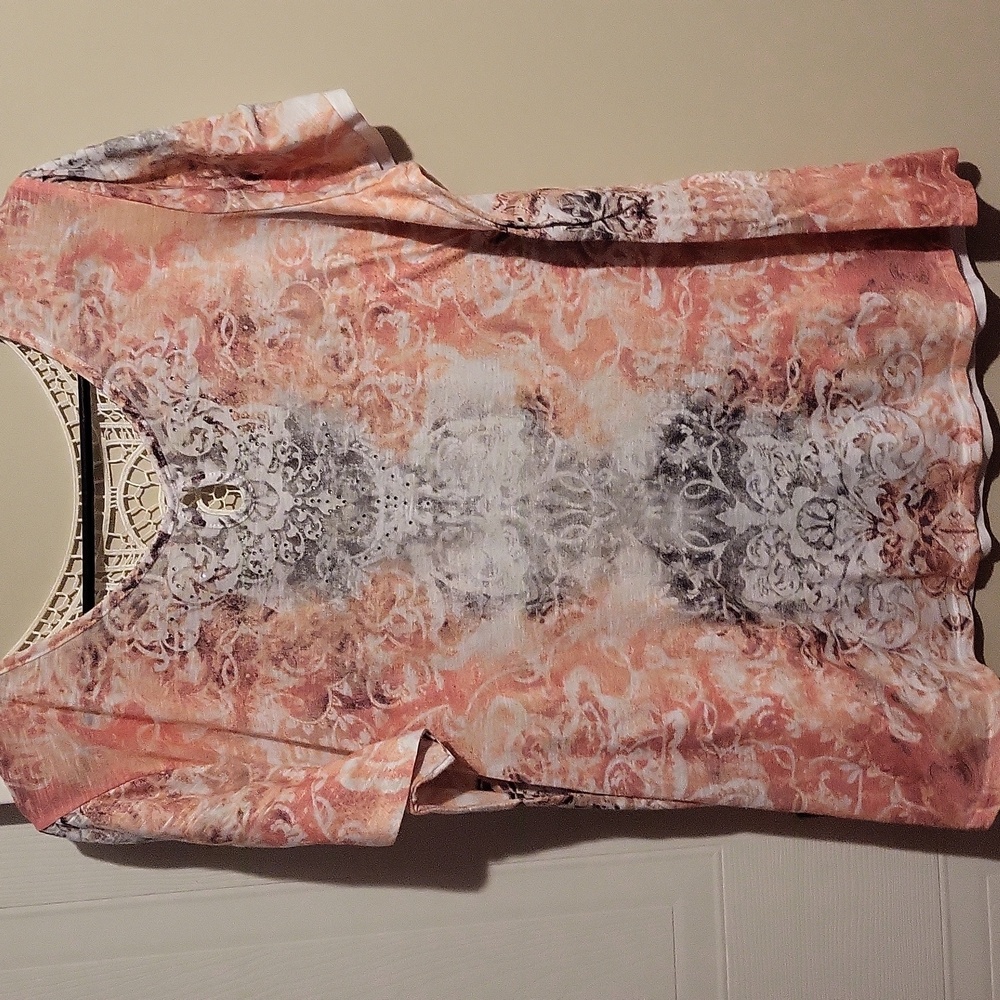 Time and Tru Women's Peach and Gray Patterned Blouse